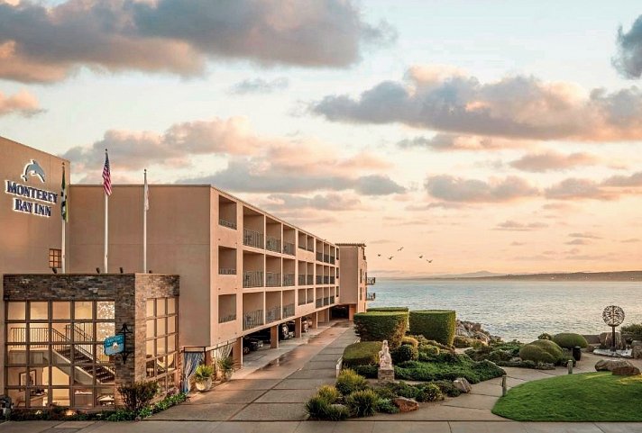 Monterey Bay Inn