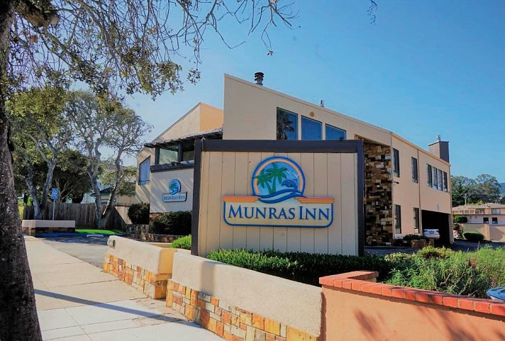 Munras Inn