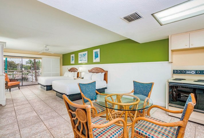 Marina del Mar Resort Key Largo - Wohnbeispiel Standard Two Queen (Zimmercodierung UG4)