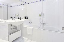 Living Hotel Prinzessin Elisabeth - Wohnbeispiel Bad (Zimmercodierungen DB1 & EB1)