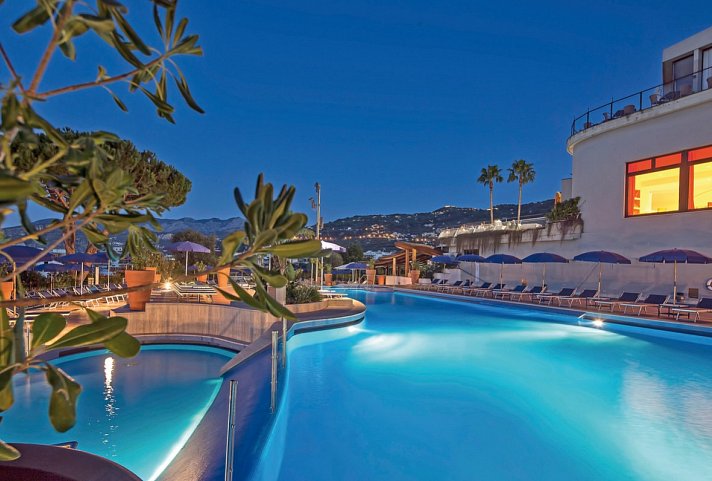 Hilton Sorrento Palace