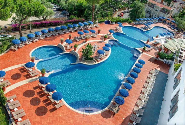 Hilton Sorrento Palace