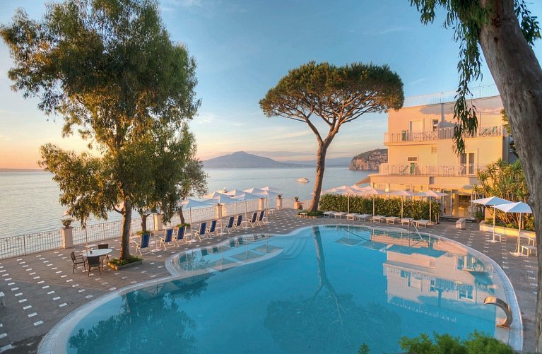 Grand Hotel Riviera
