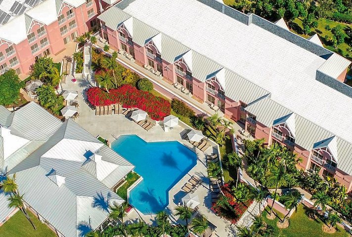 Comfort Suites Paradise Island