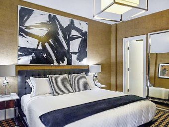 Ameritania at Times Square - Wohnbeispiel Deluxe 1 King Bed (Zimmercodierung UD2)