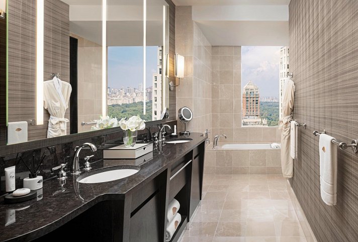 Mandarin Oriental New York - Wohnbeispiel Bad Hudson River View (Zimmercodierungen UG2 & UG6)