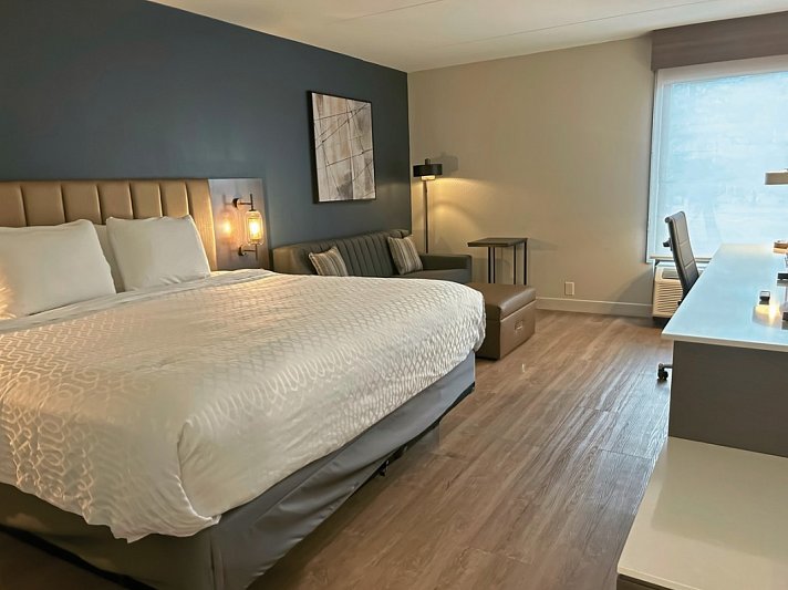 Best Western Plus Meadowlands Secaucus