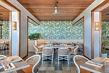 Royal Lahaina Resort & Bungalows