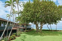Royal Lahaina Resort & Bungalows