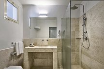 Grand Hotel in Porto Cervo - Wohnbeispiel Doppelzimmer Komfort (Zimmercodierung DF1)