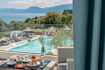 Hotel I Ginepri - Wohnbeispiel Doppelzimmer Superior Meerblick (Zimmercodierung DSM)