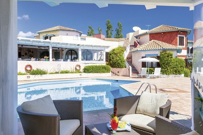 Stefania Boutique Hotel by the Beach