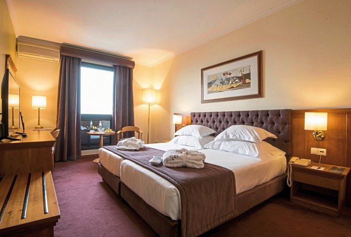 Vila Galé Porto - Wohnbeispiel Doppelzimmer Superior (Zimmercodierung DS1)