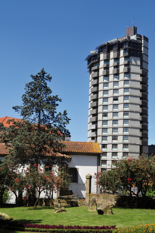 Dom Henrique Downtown