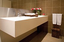TRYP by Wyndham Porto Centro - Badbeispiel Doppelzimmer (Zimmercodierung DB1)