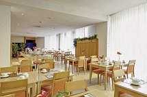 TRYP by Wyndham Porto Centro