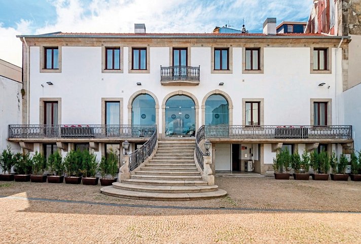 OCA Flores & Vitória Village Hotel