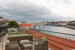 Neya Porto