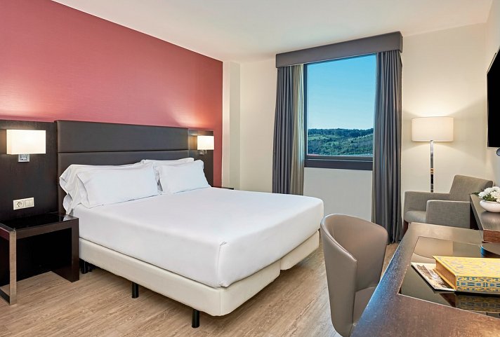 NH Coimbra Dona Inês - Wohnbeispiel Doppelzimmer Standard Flussblick (Zimmercodierung DB2)