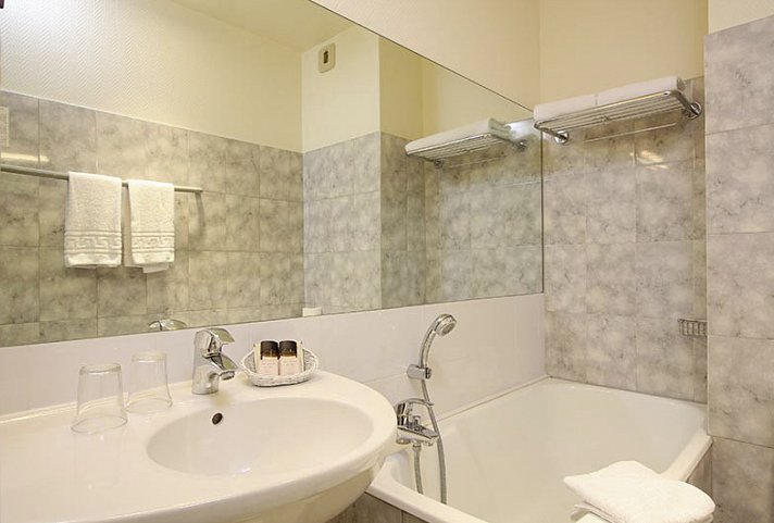 Hotel Relais du Pré - Wohnbeispiel Doppelzimmer (Zimmercodierung DB1)