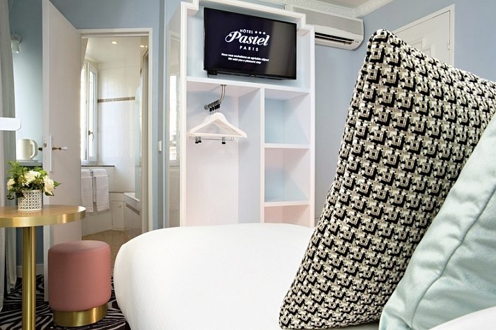 Hotel Pastel Paris