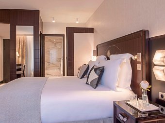 Hotel Du Collectionneur Paris - Wohnbeispiel Doppelzimmer Deluxe (Zimmercodierung DD1)