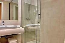 Hotel Central Saint-Germain - Wohnbeispiel (Zimmercodierungen DB1, EB1, TB1 & RB1)