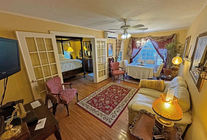 Sabal Palm House B&B