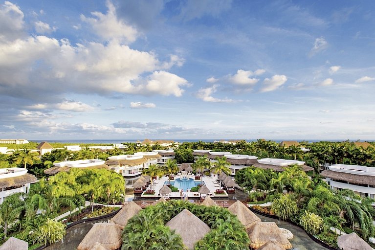 Grand Riviera Princess
