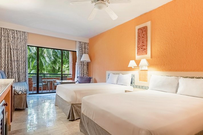 Iberostar Waves Tucán