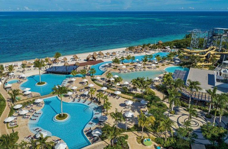 Dreams Natura Resort & Spa