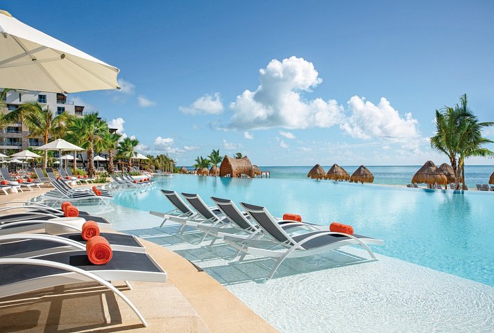 Dreams Natura Resort & Spa