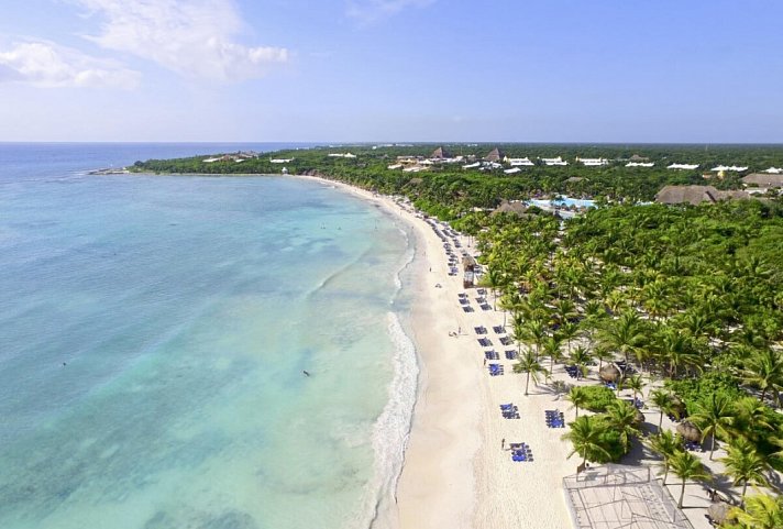 Grand Palladium Colonial Resort & Spa