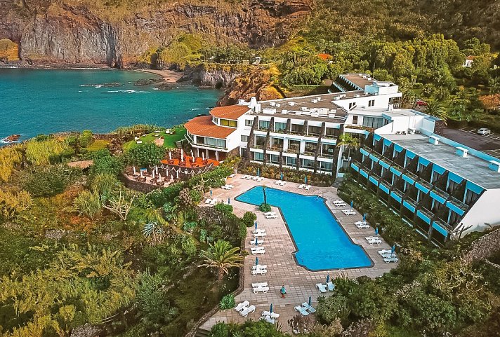 Caloura Hotel Resort