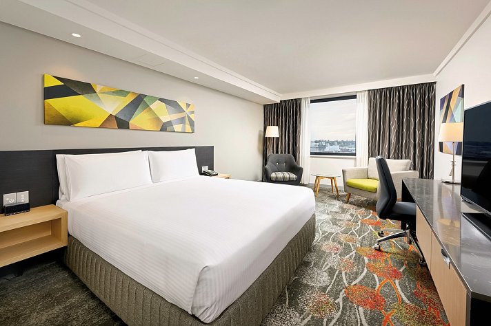 Holiday Inn Perth City Centre