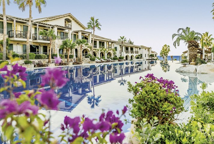 Columbia Beach Resort