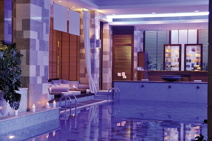 Columbia Beach Resort