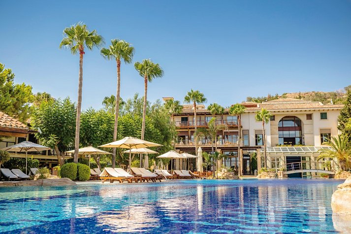 Columbia Beach Resort