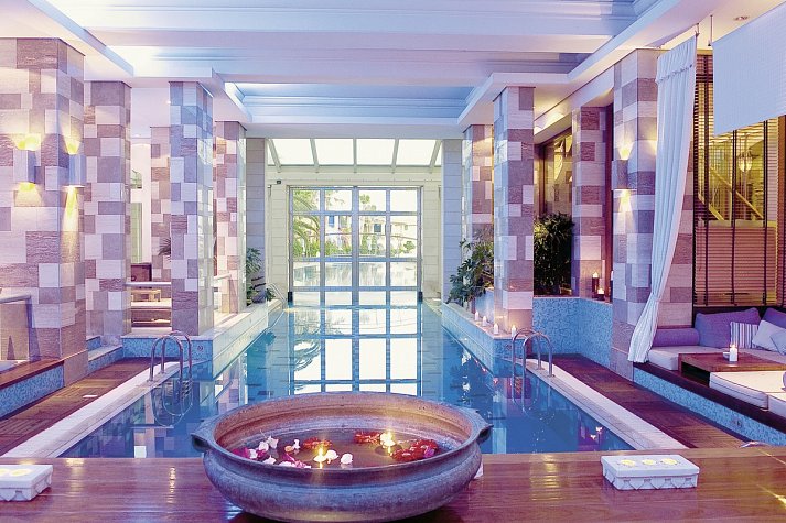 Columbia Beach Resort
