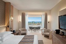 Olympic Lagoon Resort Paphos - Wohnbeispiel Doppelzimmer Deluxe Pool- und Meerblick (Zimmercodierung DDM)