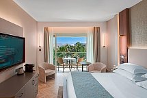 Olympic Lagoon Resort Paphos - Wohnbeispiel Doppelzimmer Superior seitl. Meerblick (Zimmercodierung DSN)