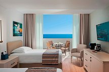 Olympic Lagoon Resort Paphos - Wohnbeispiel Juniorsuite Familie Meerblick (Zimmercodierung JI2)