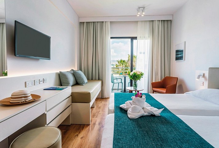 Louis Phaethon Beach - Wohnbeispiel Doppelzimmer Meerblick (Zimmercodierung DBM)