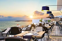 Amavi MadeForTwo Hotels