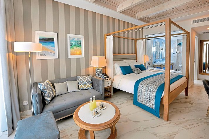 Amavi MadeForTwo Hotels