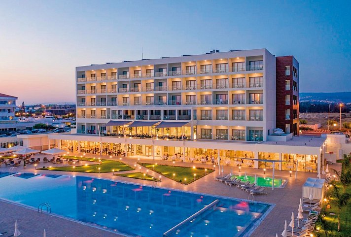 The Ivi Mare - Designed for adults by Louis Hotels