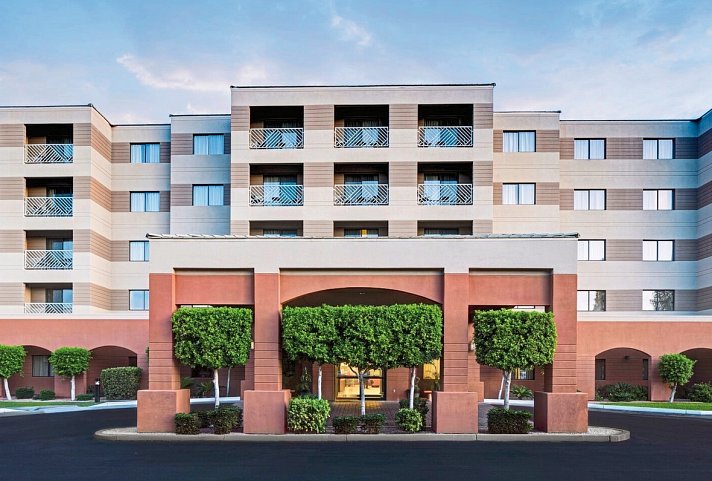 Courtyard by Marriott Scottsdale Old Town