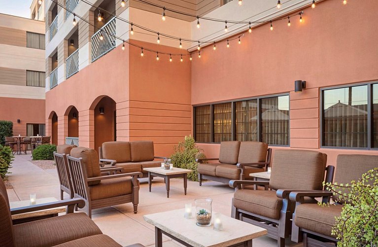 Courtyard by Marriott Scottsdale Old Town