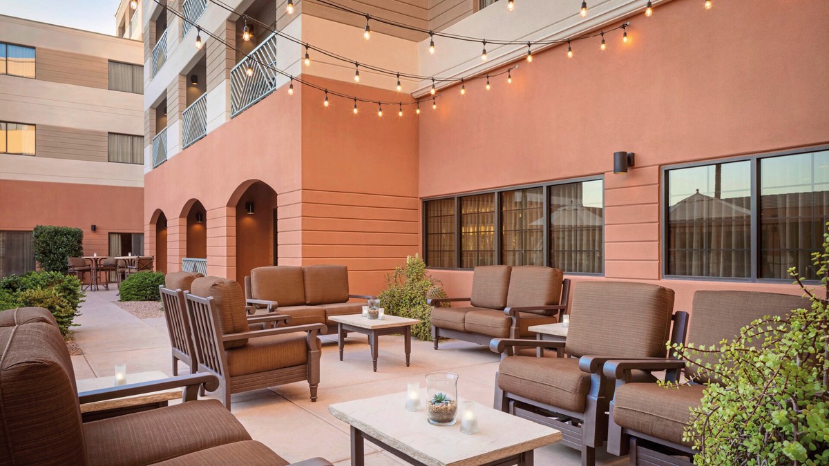 Courtyard by Marriott Scottsdale Old Town