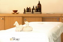 Es Port